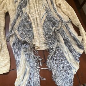 Women's Beige and Gray Sweater